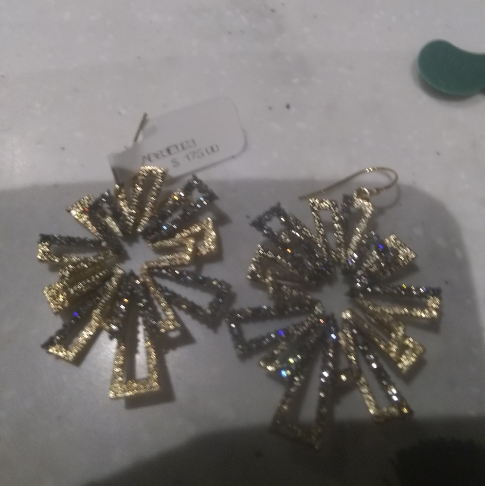 Brand New With Tags Gold Plated High End Earrings
